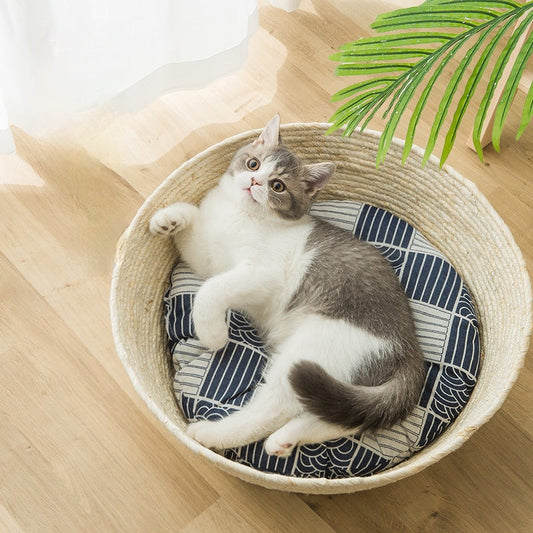 Eco-Friendly Straw Cat Bed - Komfort & Charme für Ihren Liebling